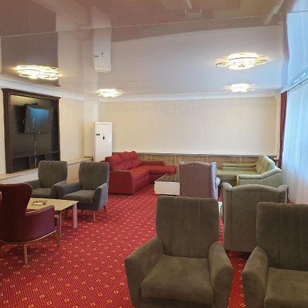 Park Hotel Орал Екстер'єр фото